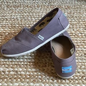 Toms Canvas Flats